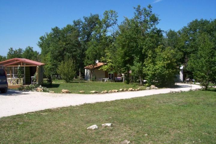 L'Hermitage Des 4 Saisons 호텔 La Gonterie-Boulouneix 객실 사진